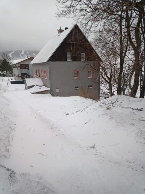 Chata Na Rozcesti Villa Loučná pod Klínovcem Kültér fotó